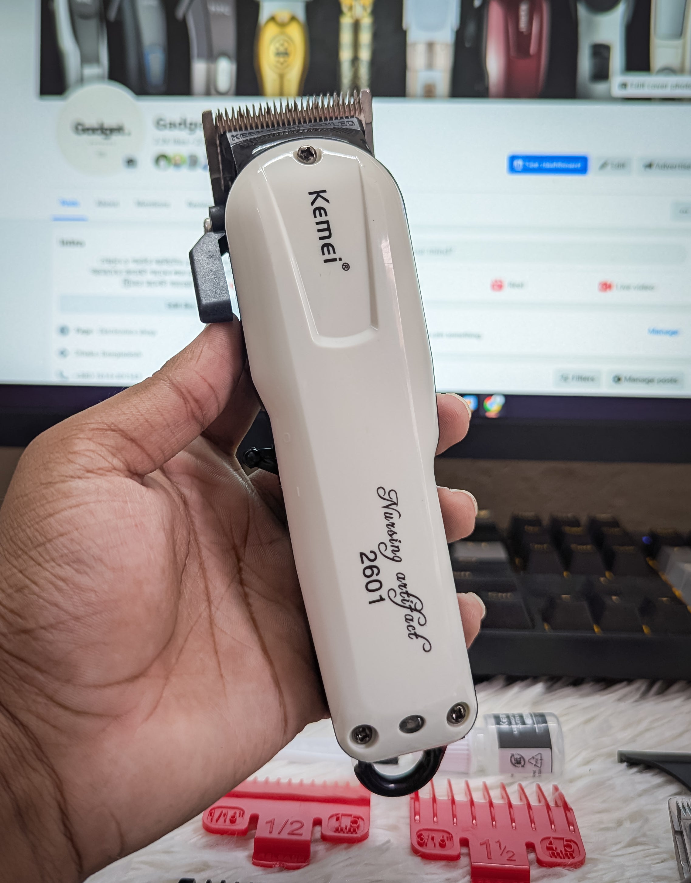 Kemei KM-2601 AC/DC Professional Hair Clipper