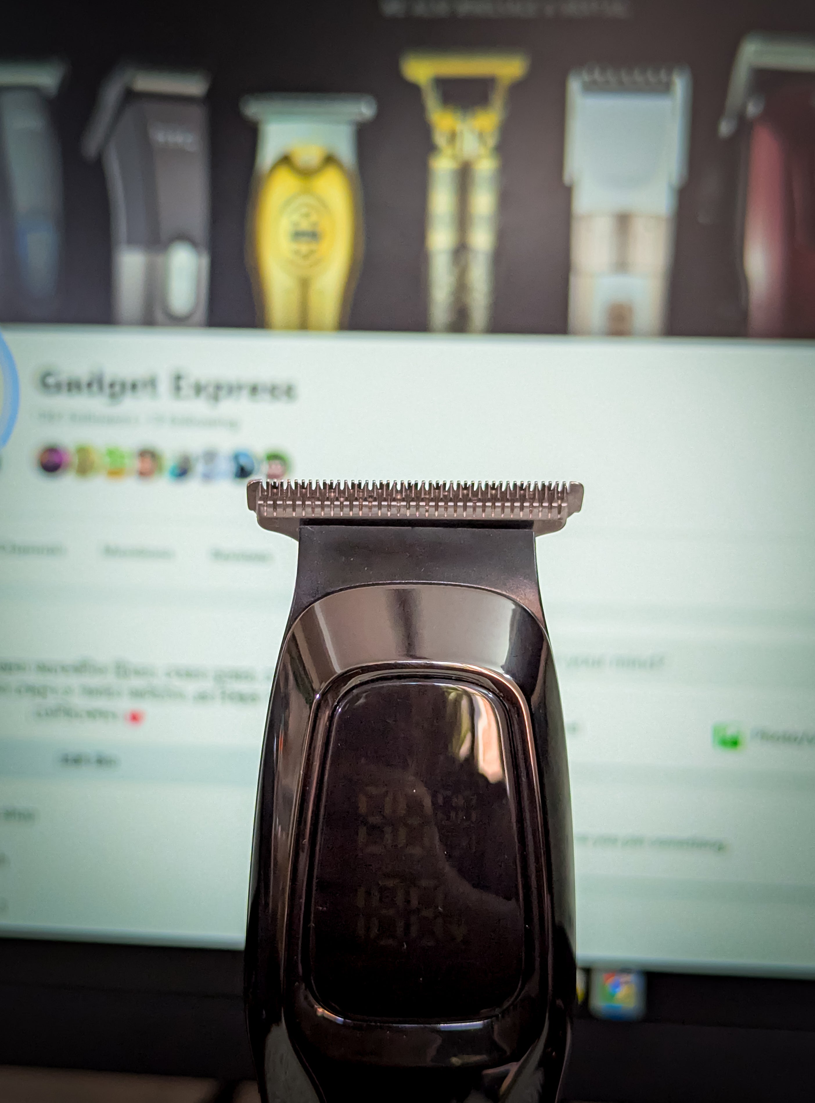 Kemei KM-2273 Professional Beard Trimmer