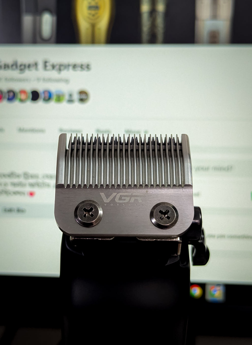 VGR V-051 Professional Hair Clipper & Beard Trimmer