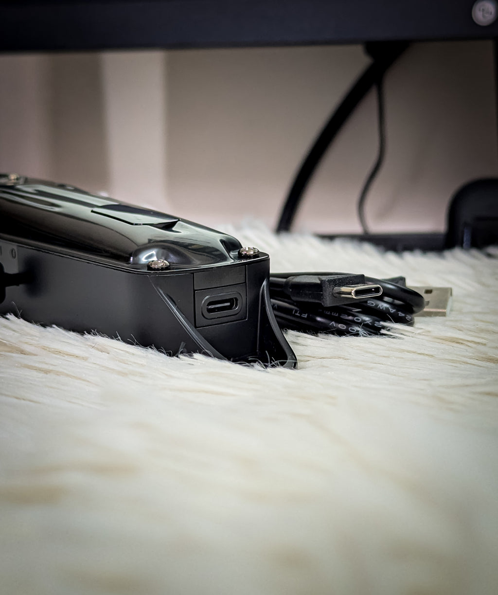 VGR V-051 Professional Hair Clipper & Beard Trimmer